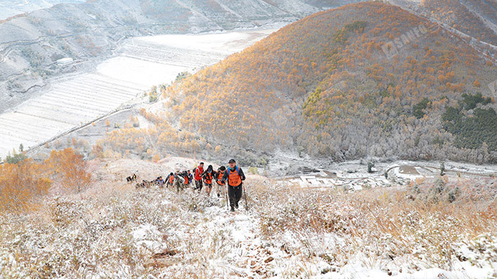 尊龙凯时团建-山野徒步团建