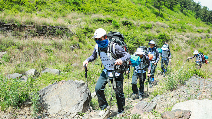 尊龙凯时团建-山野徒步团建