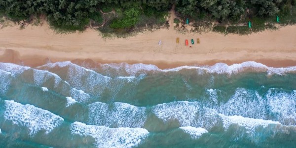 三亚帆船团建丨漫步海棠湾，逐梦踏浪行